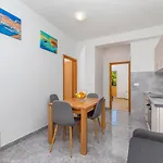 Apartamento Olive Tree 1 Prijevor
