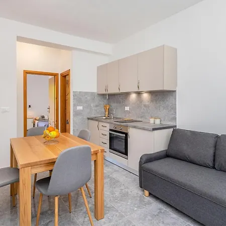 Olive Tree 1 * Prijevor